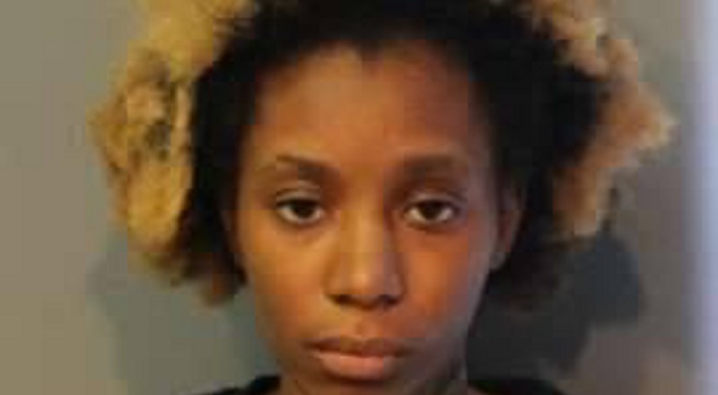 Yaazmina Payton arrested, at Chicago O'Hare International Airport, for sneaking on flight to meet Jay-Z.