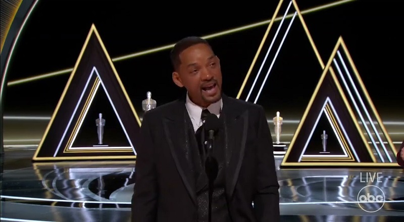 Will Smith hasn't given Chris Rock a personal apology yet